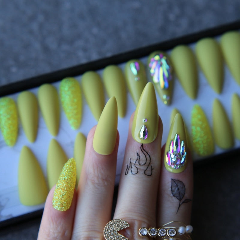 Long Stiletto Glitter Full Set Custom Salon - Sabreeonline