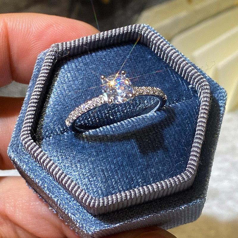 New Luxury Classic Sparkling Zircon Engagement Wedding Ring - Sabreeonline