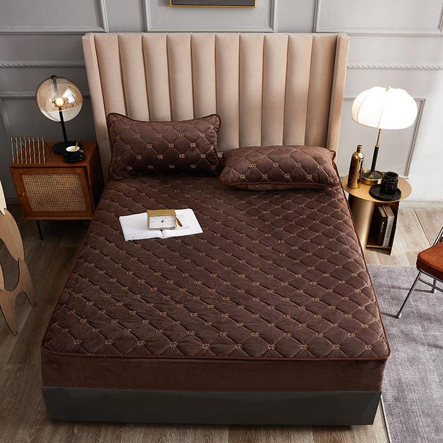 Luxury Mattress Cover Thicken Soft Velvet - Sabreeonline