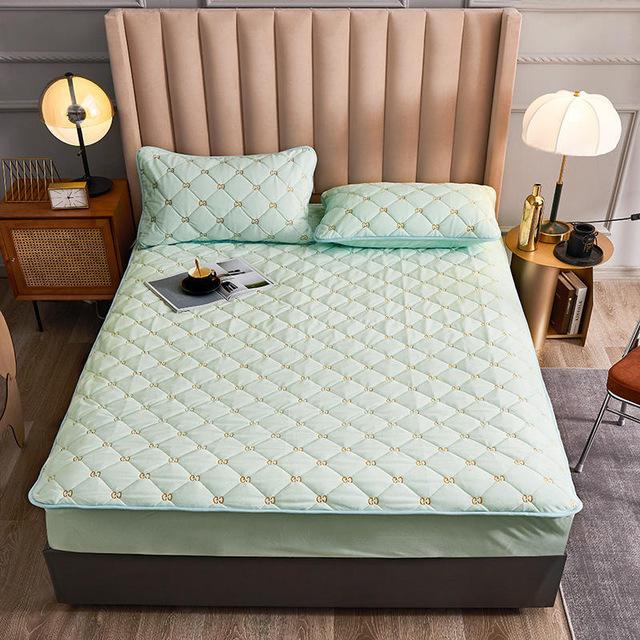 Luxury Mattress Cover Thicken Soft Velvet - Sabreeonline