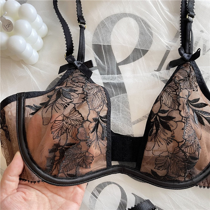 Light luxury embroidery ultra-thin sexy transparent underwear women&#39;s big breasts U-shaped lace bra set summer - Sabreeonline