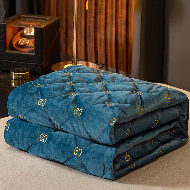 Luxury Mattress Cover Thicken Soft Velvet - Sabreeonline