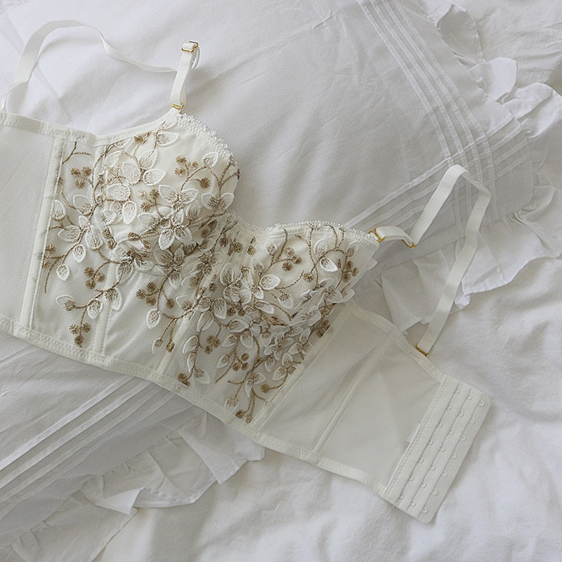 Embroidered Sexy Lace Corset - Sabreeonline