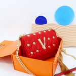 Hef4cca8206584c179adfe8ad56dcf57by.jpg