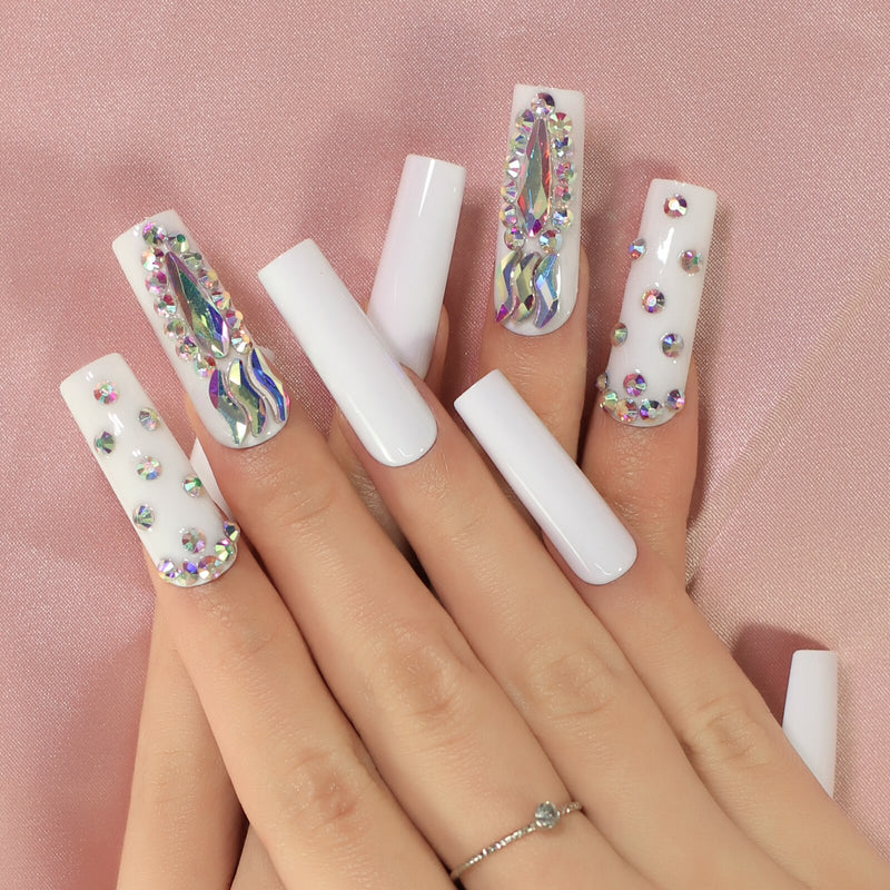 Large Stone Decorative Gradient Press On Finger Nails Extra Long Ballerina Fake Nails Manicure Designed Tips Real Nail Picture