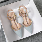 Pointed Rivet Casual Shoes
