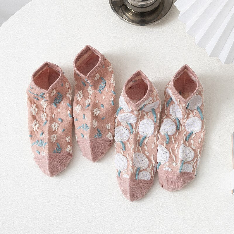 Printed Comfortable Embroidered Flower Socks - Sabreeonline