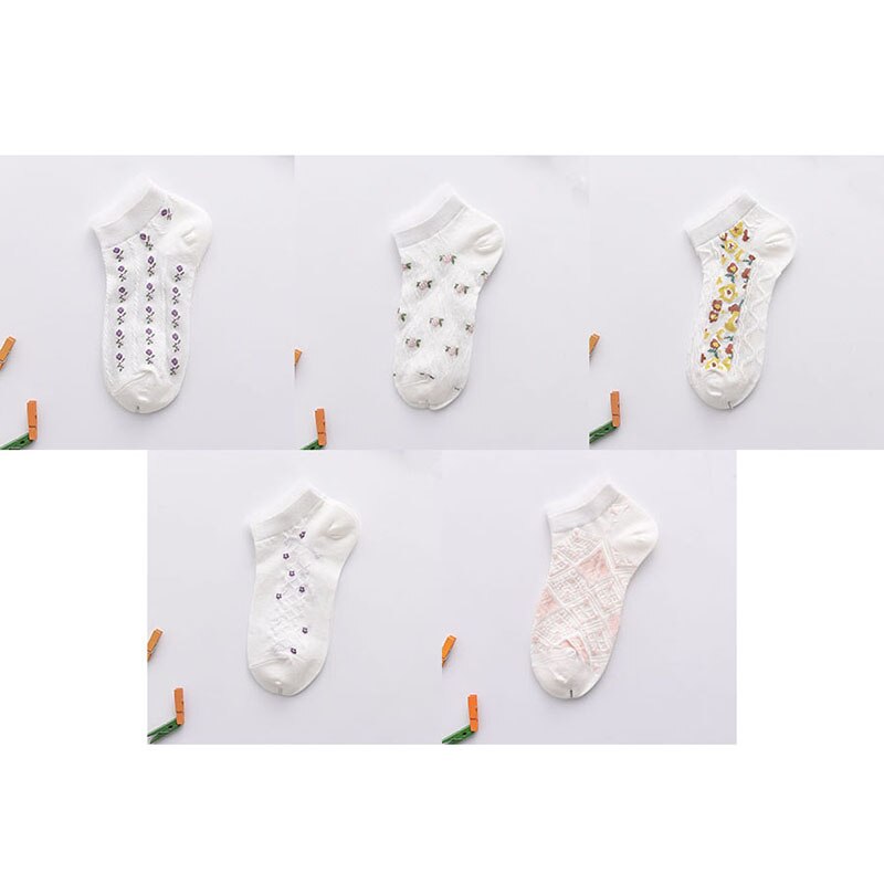 Printed Comfortable Embroidered Flower Socks - Sabreeonline