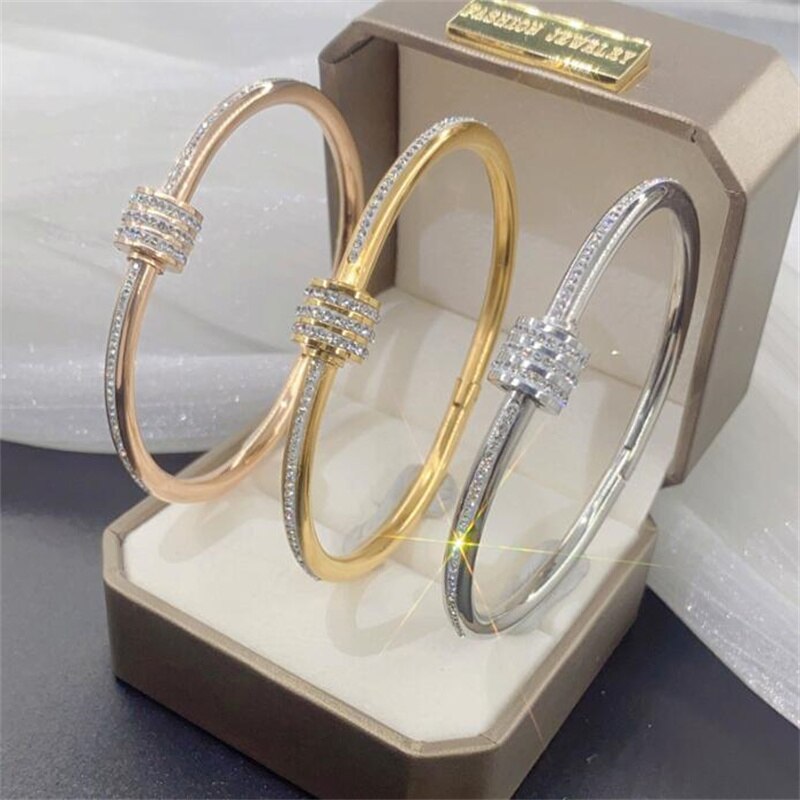 Four-leaf clover Roman alphabet animal micro-inlaid zircon titanium steel bracelet fashion jewelry for woman - Sabreeonline